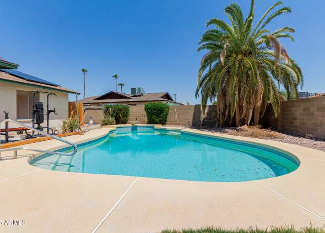 Property at 16021 N 48th Dr, Glendale, AZ 85306, 3 beds, 2 baths