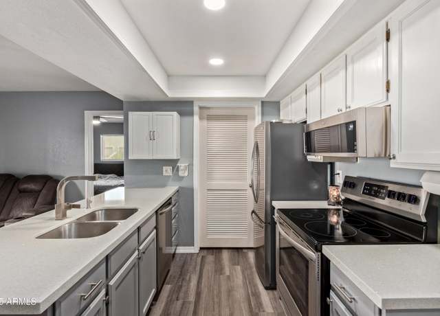 Property at 520 N Stapley Dr #256, Mesa, AZ 85203, 2 beds, 2 baths