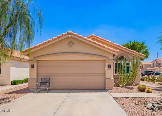 Property at 2015 E Glenhaven Dr, Phoenix, AZ 85048, 3 beds, 2 baths