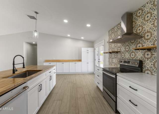 Property at 6802 E Beverly Ln, Scottsdale, AZ 85254, 3 beds, 2 baths