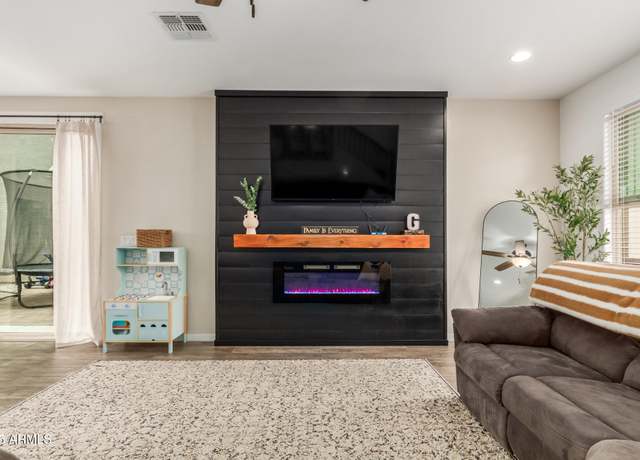 Property at 13380 N 148th Ave, Surprise, AZ 85379, 3 beds, 2.5 baths