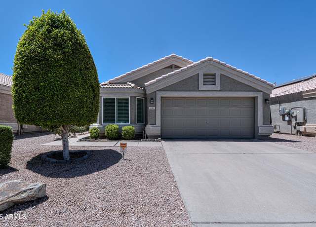 Property at 1181 W Saragosa St, Chandler, AZ 85224, 3 beds, 2 baths