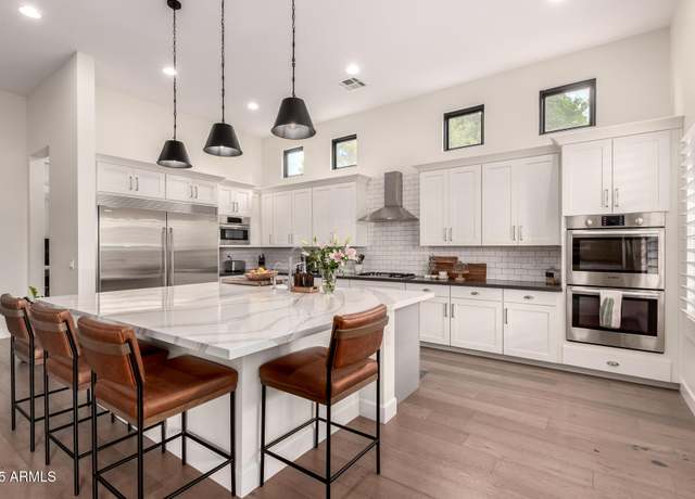 Property at 8723 N 9th Ave, Phoenix, AZ 85021, 4 beds, 3.5 baths