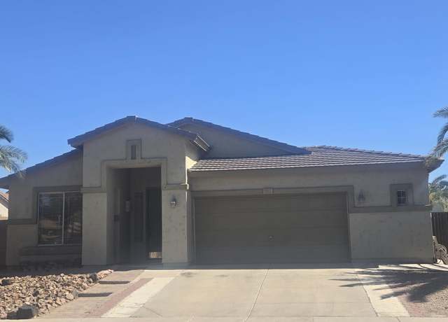 Property at 1353 W Roadrunner Dr, Chandler, AZ 85286, 3 beds, 2 baths