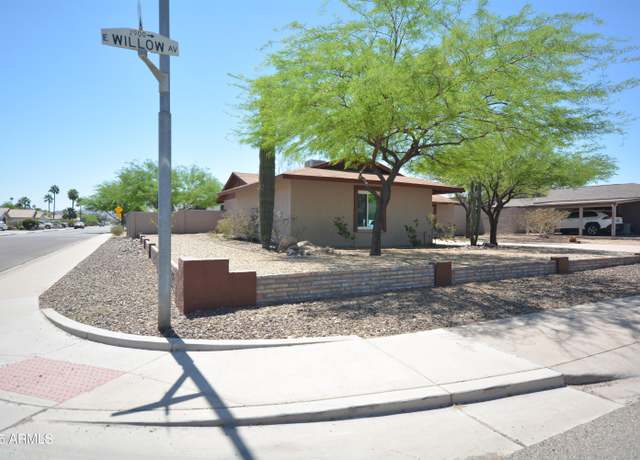 Property at 2949 E Willow Ave, Phoenix, AZ 85032, 4 beds, 2 baths