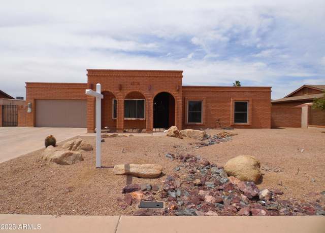Property at 3726 W Campo Bello Dr, Glendale, AZ 85308, 4 beds, 2 baths