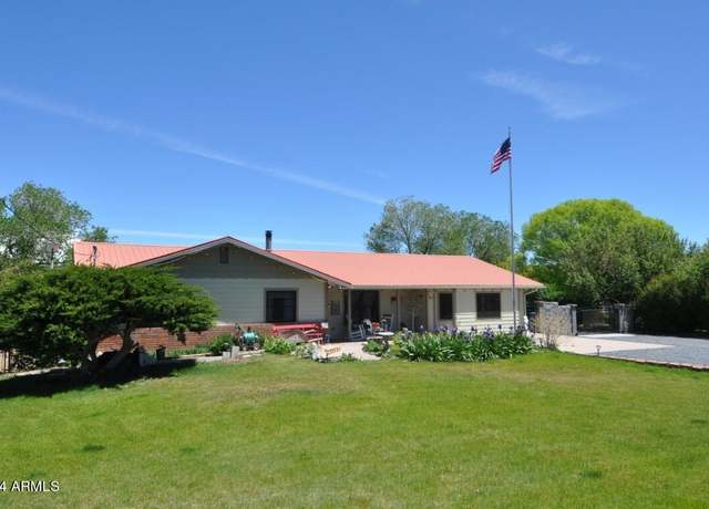 Property at 320 E 4th Ave, Eagar, AZ 85925, 3 beds, 2 baths