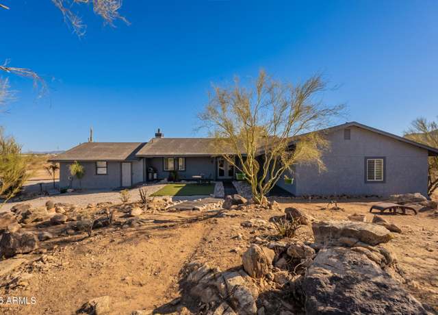 Property at 15612 S Tuthill Rd, Buckeye, AZ 85326, 4 beds, 3 baths