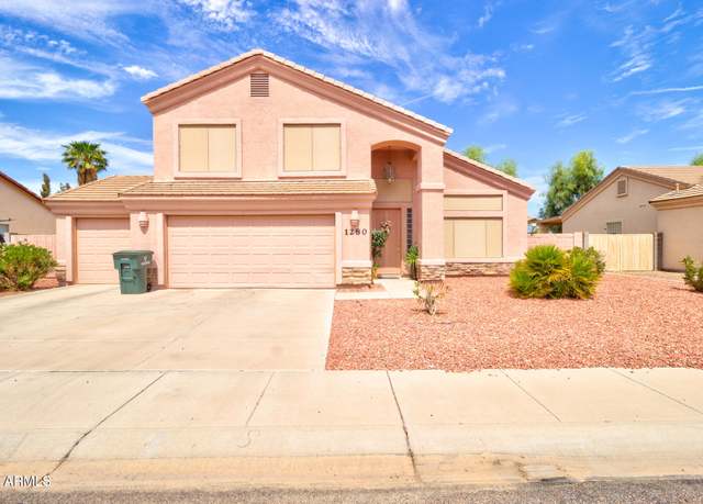 Property at 1280 E Melrose Loop, Casa Grande, AZ 85122, 4 beds, 2.5 baths