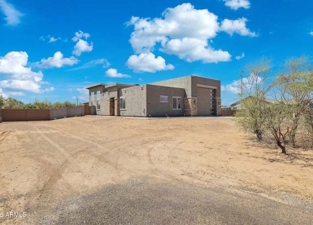 Property at 15635 W Pinnacle Peak Rd, Surprise, AZ 85387, 3 beds, 2.5 baths