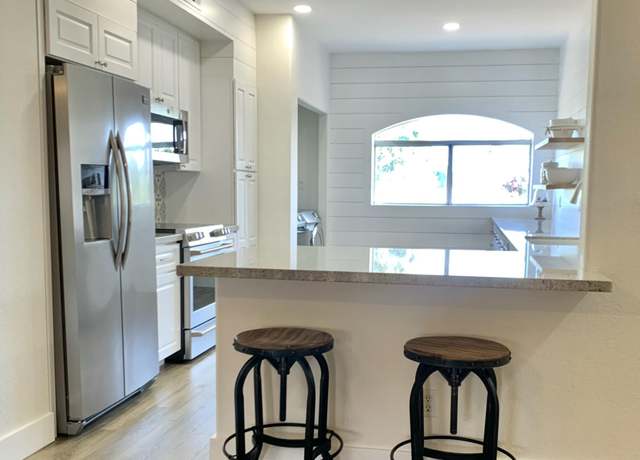 Property at 8653 E Royal Palm Rd #2010, Scottsdale, AZ 85258, 2 beds, 2 baths