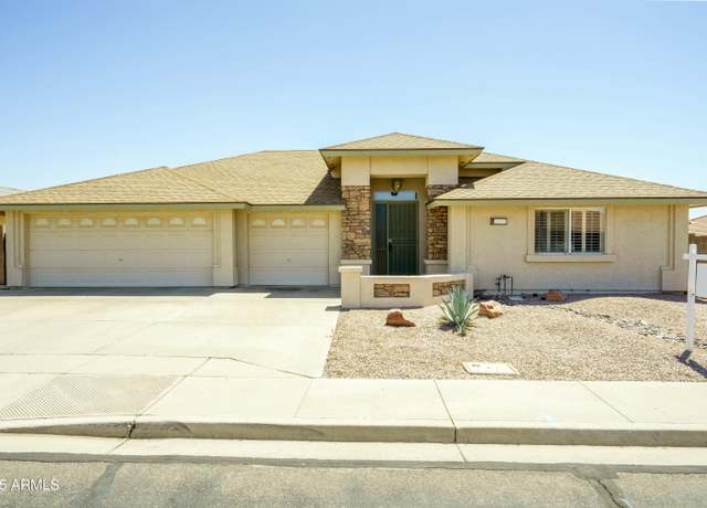 Property at 11447 E Mendoza Ave, Mesa, AZ 85209, 2 beds, 2.5 baths