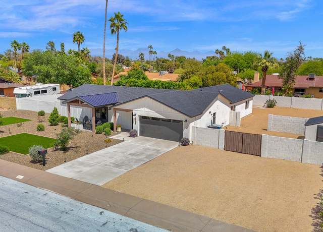 Property at 11039 N 42nd St, Phoenix, AZ 85028, 4 beds, 2.5 baths