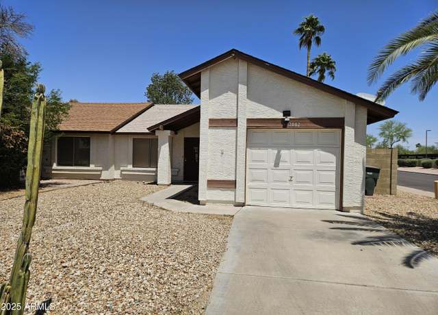 Property at 3002 W Tonopah Dr, Phoenix, AZ 85027, 2 beds, 2 baths