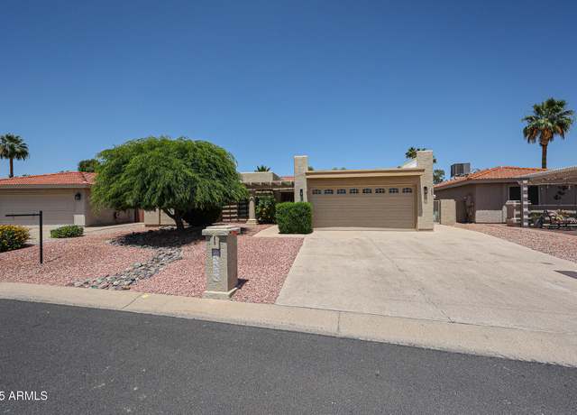 Property at 25809 S Hollygreen Dr, Sun Lakes, AZ 85248, 3 beds, 3 baths