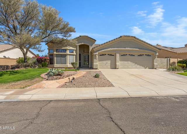 Property at 16811 S 11th Way, Phoenix, AZ 85048, 4 beds, 2 baths