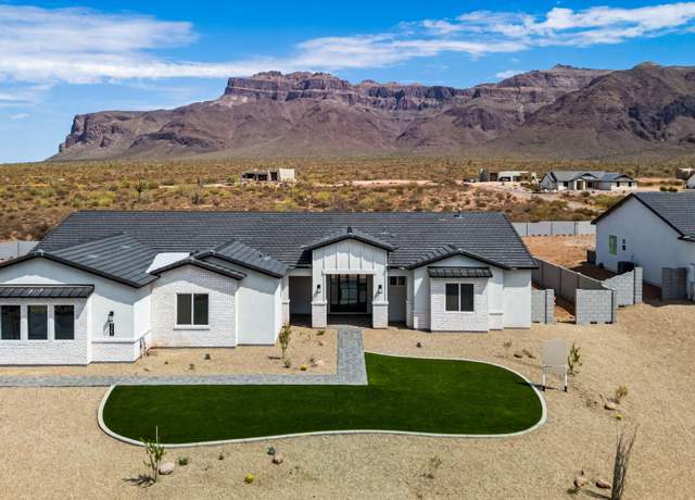 Property at 9362 E Cloudview Ave, Gold Canyon, AZ 85118, 5 beds, 4 baths