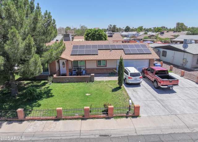Property at 3107 N 79th Ave, Phoenix, AZ 85033, 4 beds, 2 baths