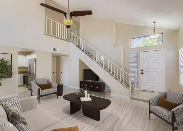 Property at 4055 W Whispering Wind Dr, Glendale, AZ 85310, 3 beds, 2.5 baths