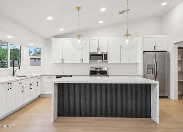 Property at 3026 E Bremen St, Phoenix, AZ 85032, 3 beds, 2 baths