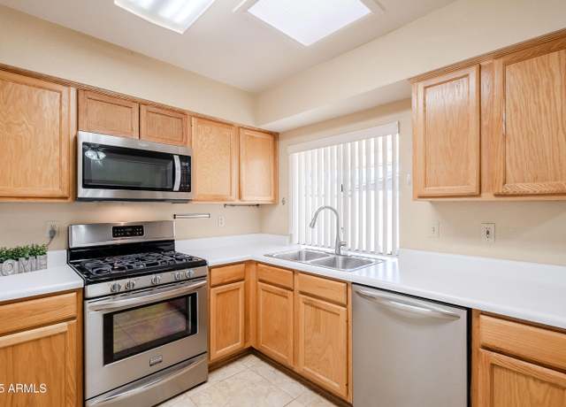 Property at 13611 N Newcastle Dr N, Sun City, AZ 85351, 2 beds, 2 baths
