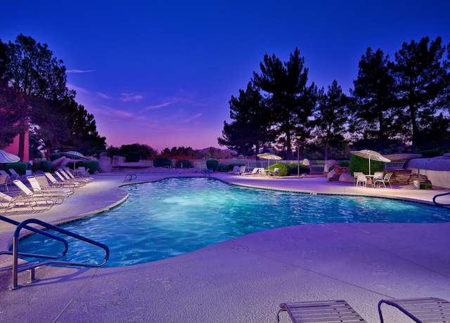 Property at 12212 N Paradise Village Pkwy S #136, Phoenix, AZ 85032, 2 beds, 2 baths