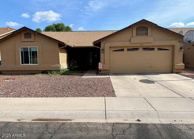 Property at 4213 W Villa Linda Dr, Glendale, AZ 85310, 3 beds, 2 baths