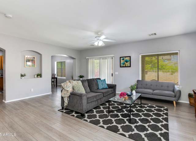 Property at 6626 W Laurel Ave, Glendale, AZ 85304, 4 beds, 2.5 baths