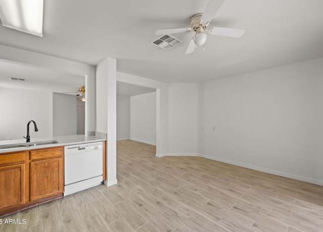 Property at 5020 S 25th Ave, Phoenix, AZ 85041, 3 beds, 2 baths