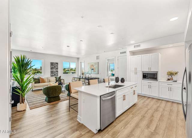 Property at 3131 N Central Ave #4012, Phoenix, AZ 85012, 2 beds, 2 baths