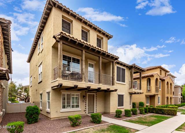 Property at 901 S Storment Ln, Gilbert, AZ 85296, 3 beds, 2.5 baths