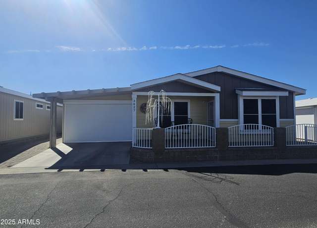 Property at 650 N Hawes Rd #3827, Mesa, AZ 85207, 3 beds, 2 baths