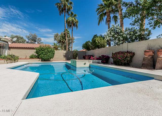 Property at 921 N Oxford Ln, Chandler, AZ 85225, 4 beds, 2 baths