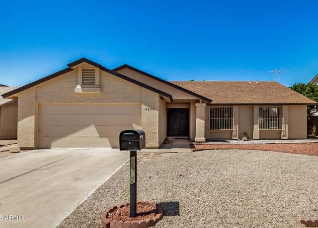 Property at 6602 W Ironwood Dr, Glendale, AZ 85302, 3 beds, 2 baths