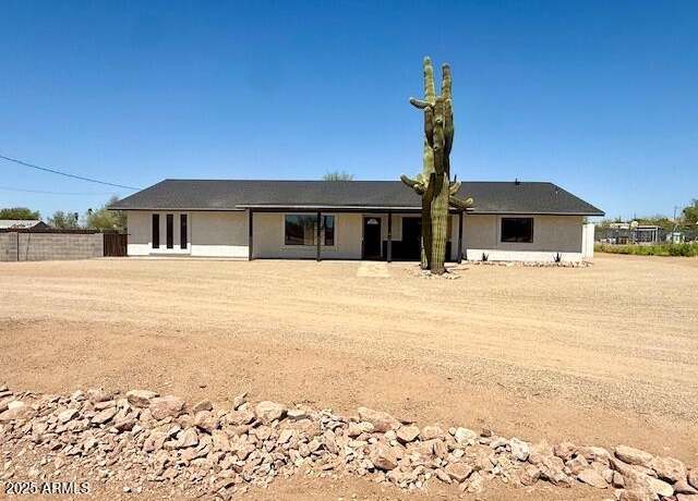 Property at 604 N 101st Pl, Mesa, AZ 85207, 4 beds, 2 baths