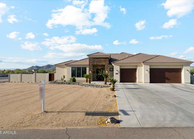 Property at 1842 W Mesquite St, Phoenix, AZ 85086, 4 beds, 3 baths