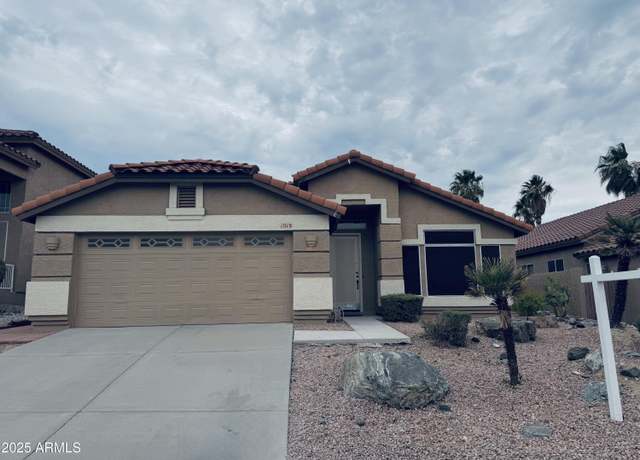 Property at 1018 E Hiddenview Dr, Phoenix, AZ 85048, 3 beds, 2 baths