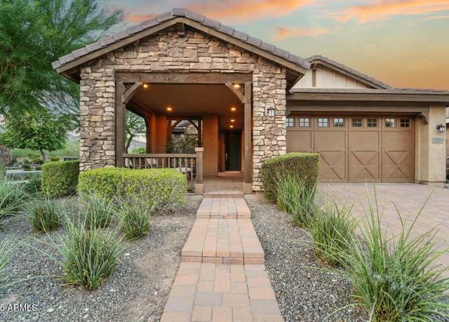 Property at 20884 W Minnezona Ave, Buckeye, AZ 85396, 2 beds, 2 baths