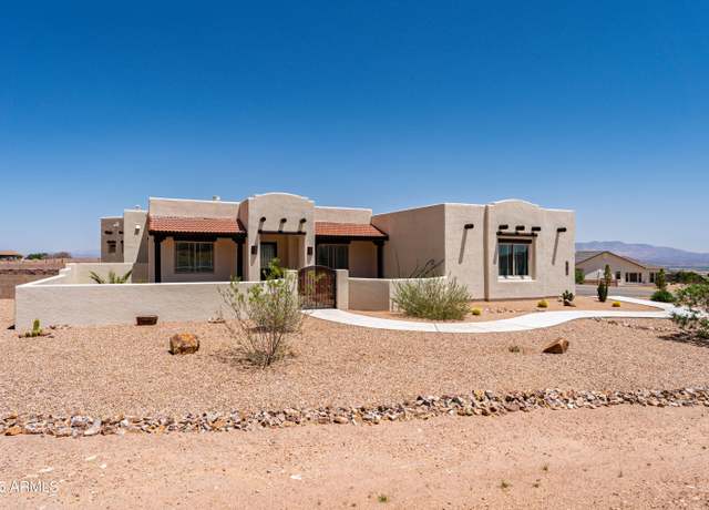 Property at 6397 E Red Oak Cir, Hereford, AZ 85615, 3 beds, 2 baths