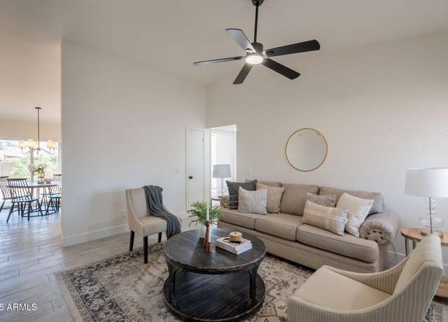 Property at 521 E Wickieup Ln, Phoenix, AZ 85024, 3 beds, 2 baths