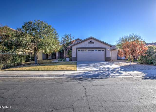 Property at 3335 E San Angelo Ave, Gilbert, AZ 85234, 3 beds, 2 baths