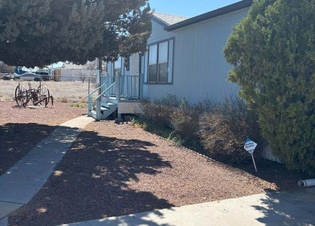 Property at 16050 S Cordes Lakes Dr, Mayer, AZ 86333, 3 beds, 2 baths