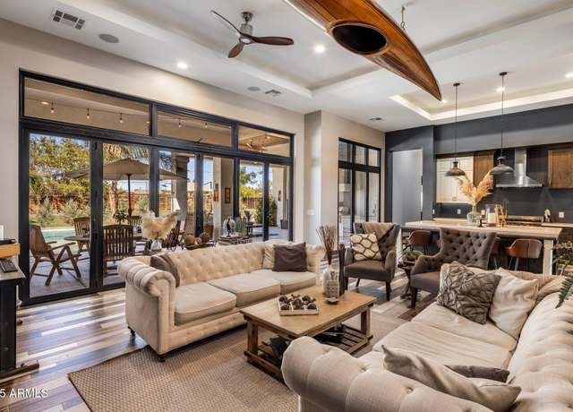 Property at 16224 N 43rd St, Phoenix, AZ 85032, 6 beds, 5 baths