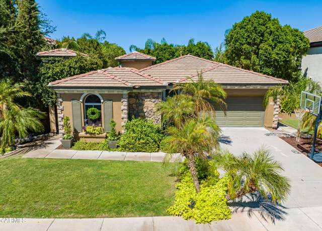 Property at 904 E Mead Dr, Chandler, AZ 85249, 4 beds, 3 baths