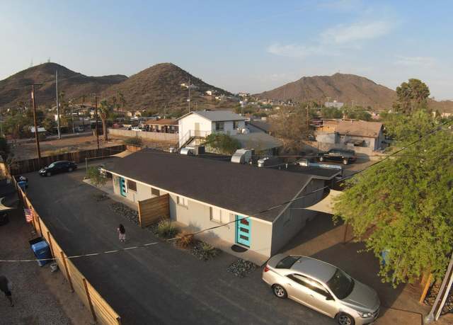 Property at 1322 W North Ln, Phoenix, AZ 85021, 4 beds, 2 baths
