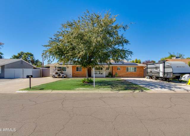 Property at 7830 N 17th Ave, Phoenix, AZ 85021, 3 beds, 2 baths