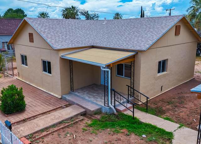 Property at 660 B Ave, Douglas, AZ 85607, 3 beds, 2 baths