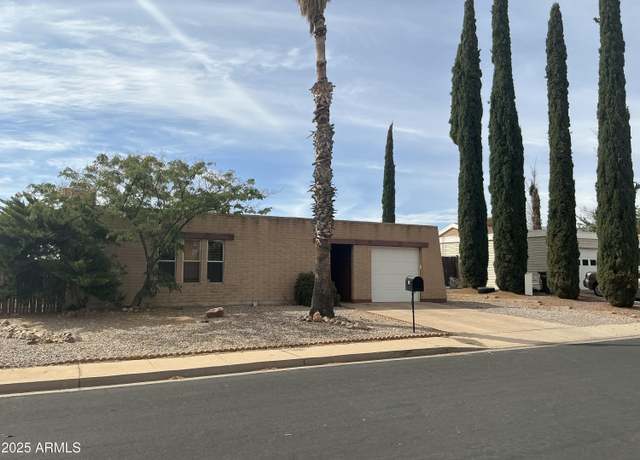 Property at 300 Prairie St, Sierra Vista, AZ 85635, 3 beds, 2 baths
