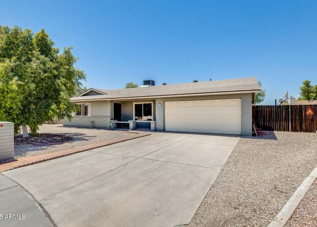 Property at 12018 N 41st Ave, Phoenix, AZ 85029, 3 beds, 2 baths