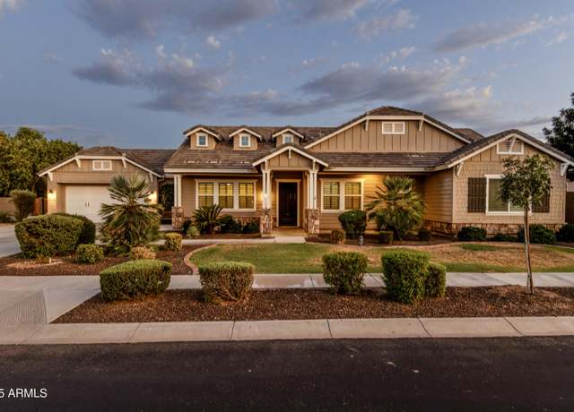 Property at 2825 E Harwell Rd, Phoenix, AZ 85042, 4 beds, 3.5 baths
